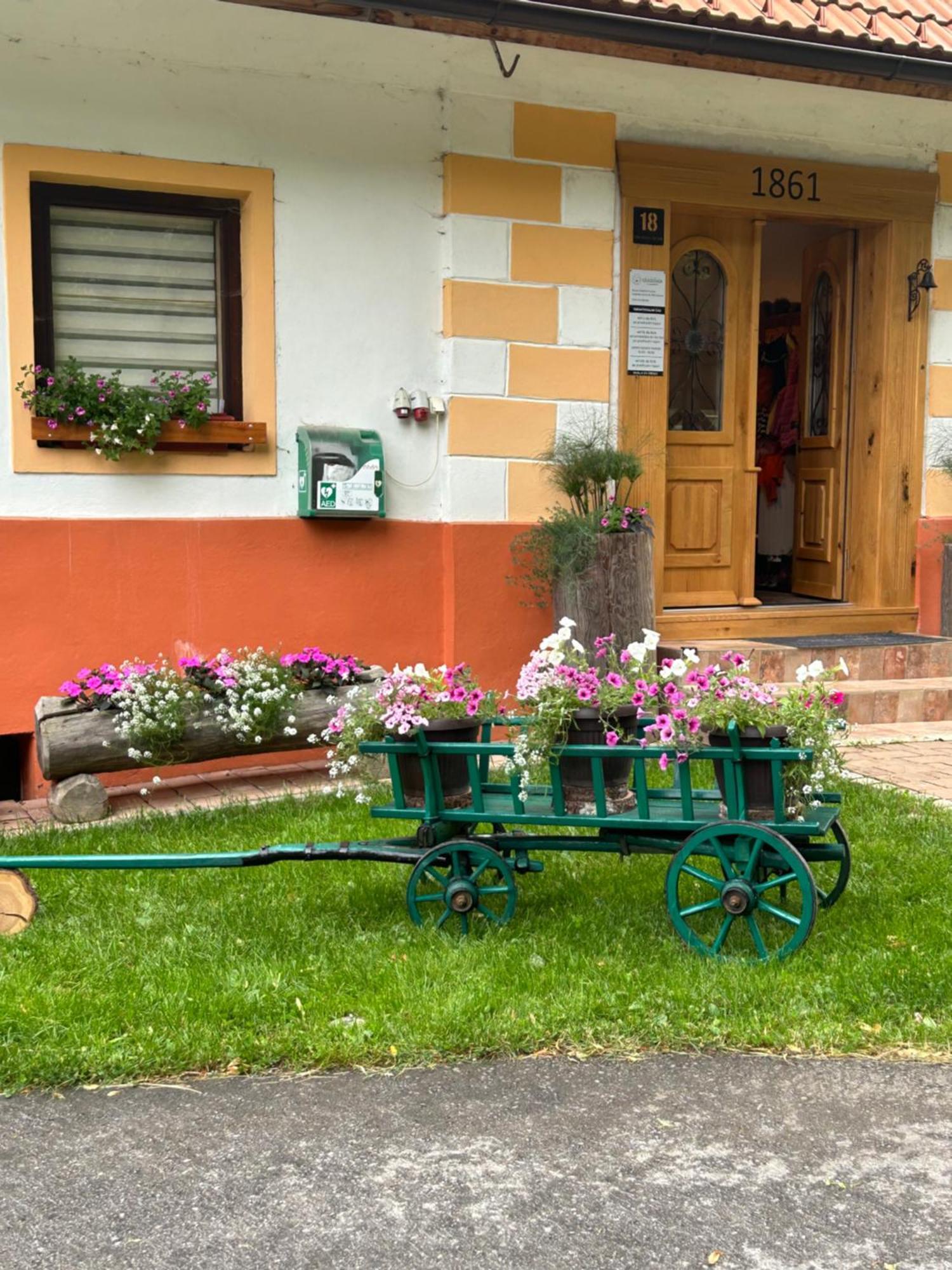 Tourist Farm Gradisnik Apartment Solčava Exterior foto